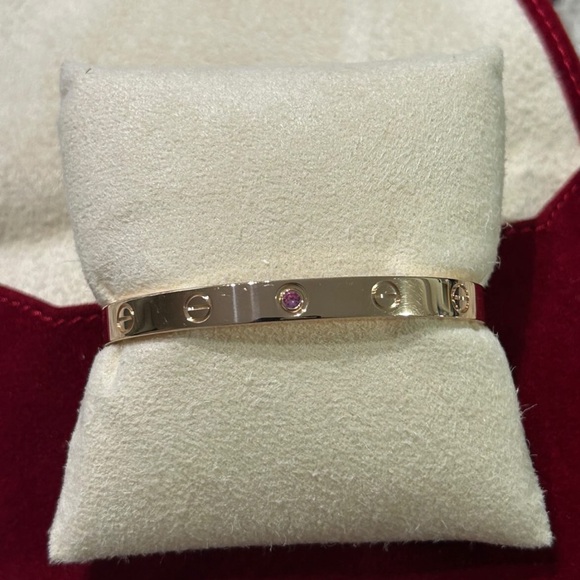 Rare Cartier love cuff with pink sapphire - Picture 2 of 5